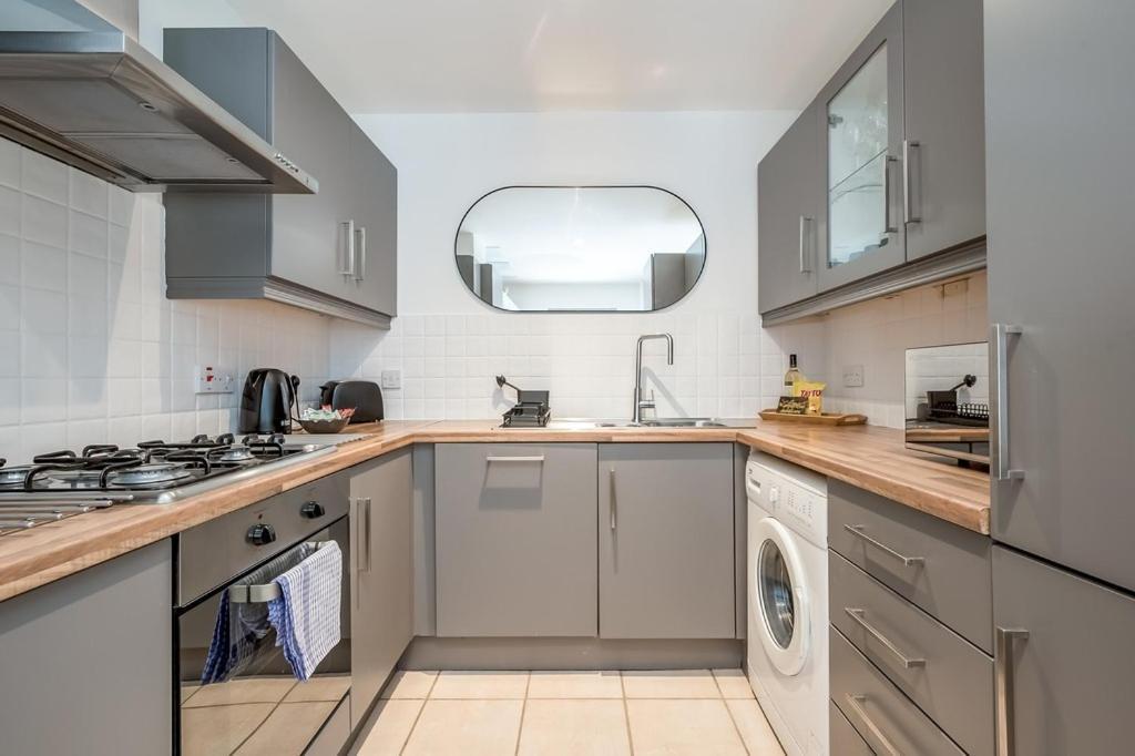 Central Belfast Apartments Chill R&R Exterior foto